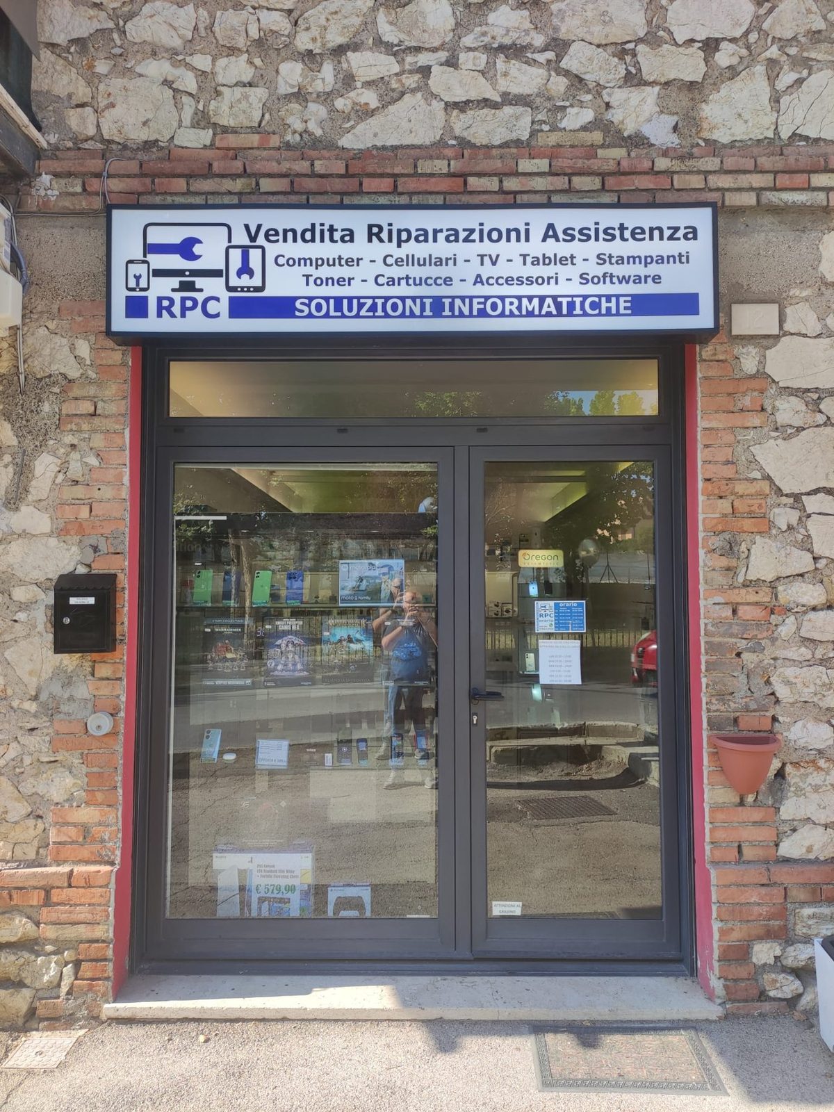 vendita riparazione computer cellulari tablet tv Amelia
